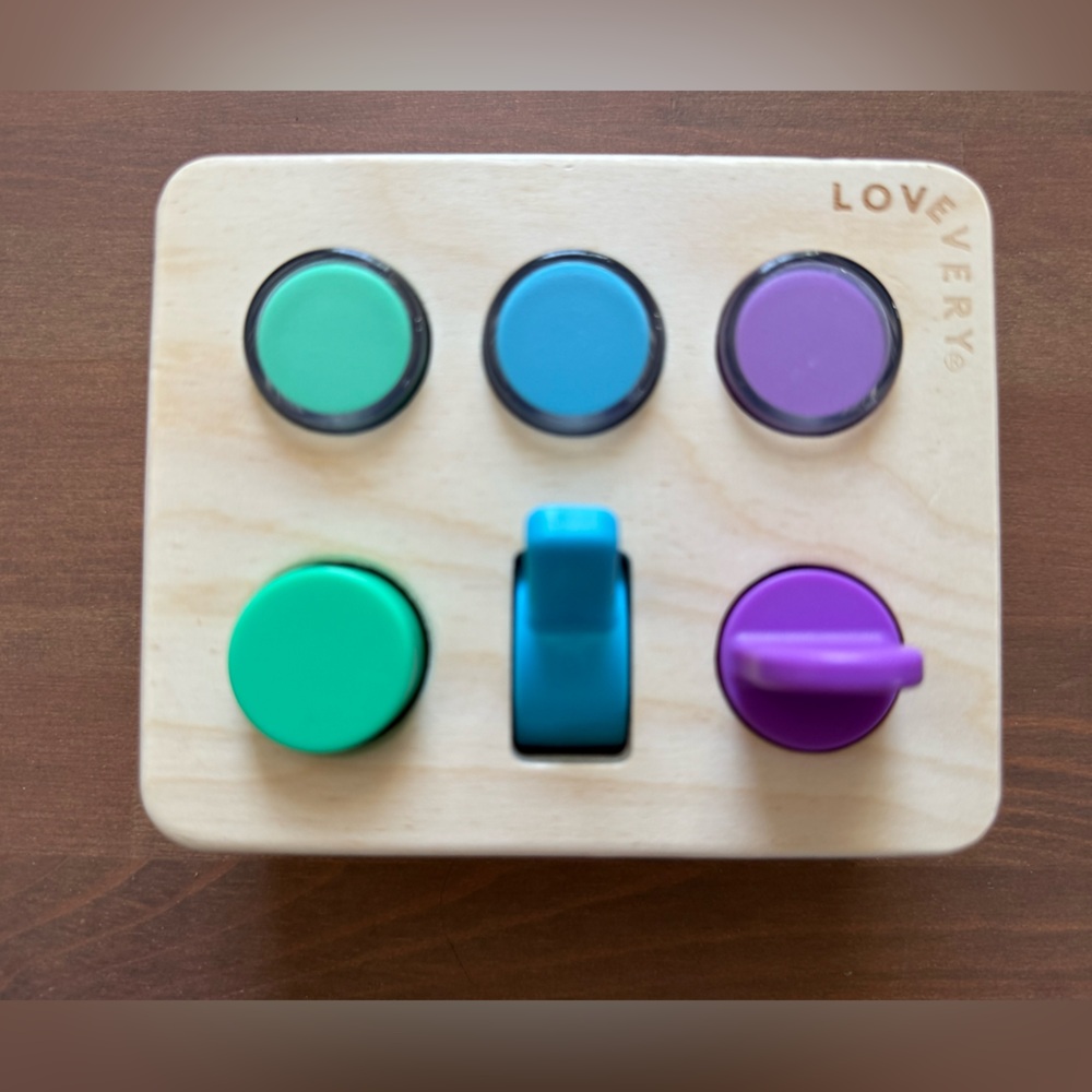 Lovevery Wooden Color Match & Turn Toy - Green, Blue, Purple
